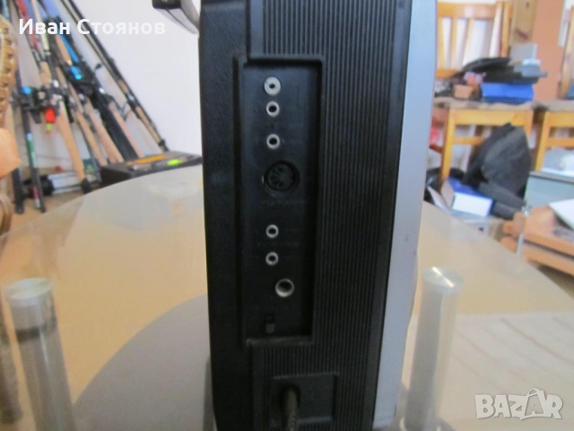 Продавам радио касетофон, снимка 8 - Радиокасетофони, транзистори - 53097470