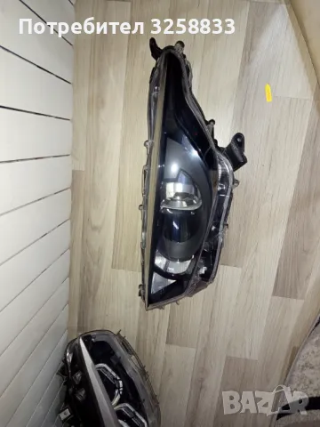 Фар тоуота Ярис IV, снимка 3 - Части - 49866749