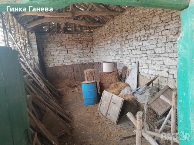 Селска къща с 1345 м² двор, гараж и стопански постройки.  Директно от собственика ., снимка 12 - Къщи - 55993683