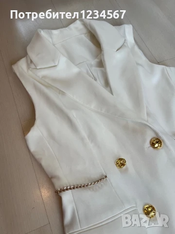 НОВ елегантен бял елек✨, снимка 2 - Елеци - 51361525