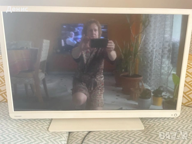 Телевизор TOSHIBA 32 инча със 