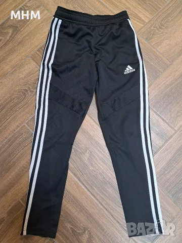 Две екипчета за 25€, снимка 6 - Детски комплекти - 55994095