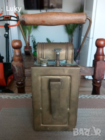 Предлагам за продажба.Автентичен, красив и интересен, фенер.DB(немска железница)-1957 г., снимка 5 - Антикварни и старинни предмети - 42254064