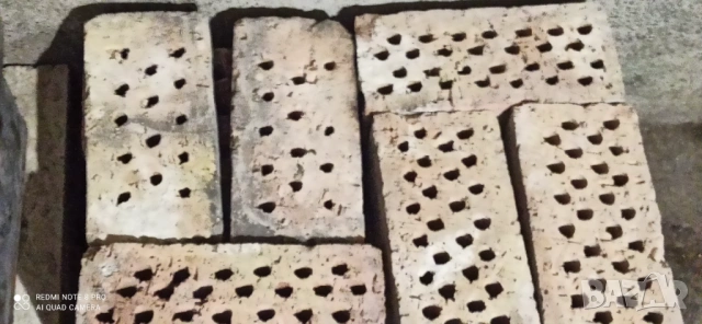 Тухли втора употреба в отлично състояние произведени в България.