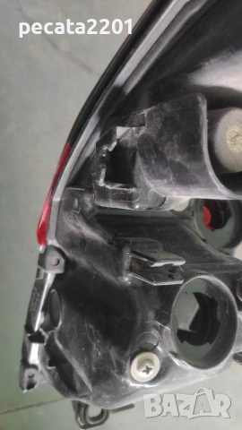 Продавам - оригинален десен стоп за Тойота Корола 2022 г., снимка 4 - Части - 51780122