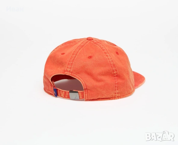 Шапка с козирка на Air Jordan Vintige