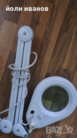 Лупа-лампа-220 V-настолна регулируема