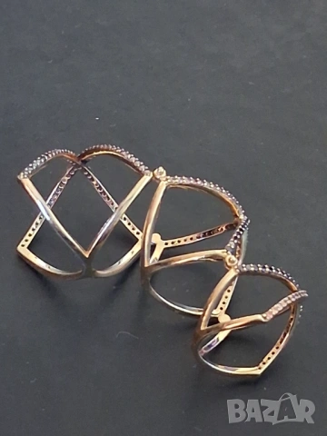 Продавам златен пръстен , снимка 3 - Пръстени - 53703490