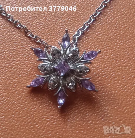 Колие с кристали Снежинка, снимка 2 - Колиета, медальони, синджири - 48021936