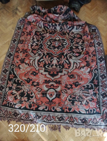 Вълнен килим, снимка 2 - Килими - 44835818