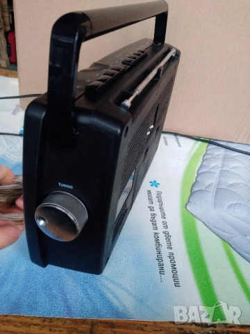 Радиоприемник GRUNDIG Concert Boy 230, снимка 5 - Радиокасетофони, транзистори - 52049540