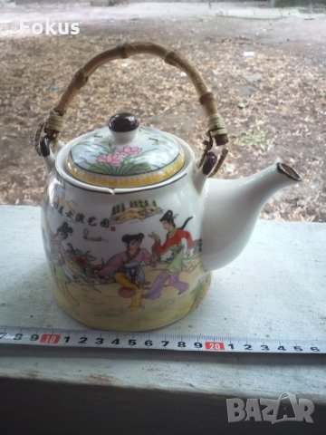 Красив чайник китайски или японски рисуван с печат Порцелан, снимка 8 - Колекции - 33854277