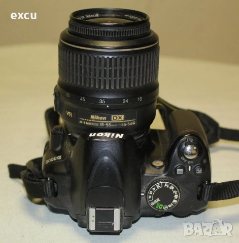 Фотоапарат Nikon D3000 + обектив Nikkor AF-S 18-55 VR, снимка 3 - Фотоапарати - 53736368