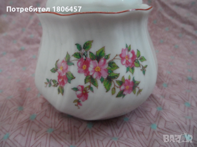 порцеланова захарница 1, снимка 6 - Антикварни и старинни предмети - 36325924