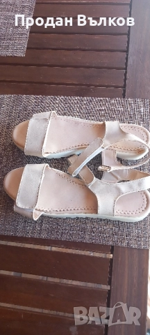 Дамски сандали номер 39