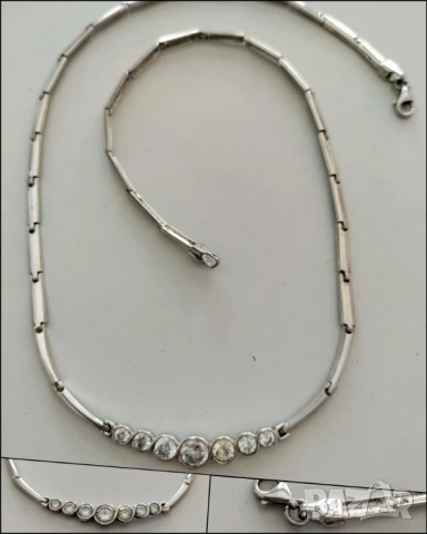 Колие с бели камъни
