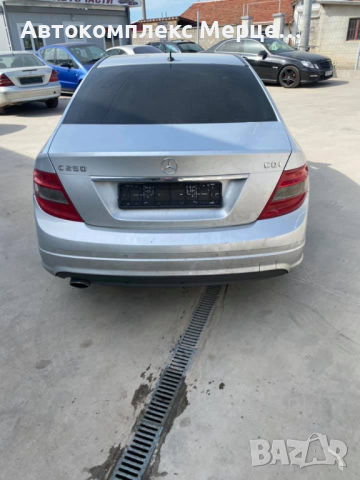 Mercedes-Ben C250CDI AMG, снимка 3 - Автомобили и джипове - 35967391