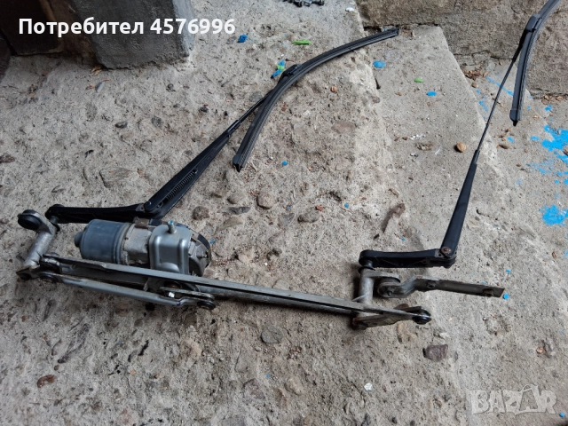 Оригиналано моторче за чистачки от Volkswagen golf 5 variant/ комби 2008г.