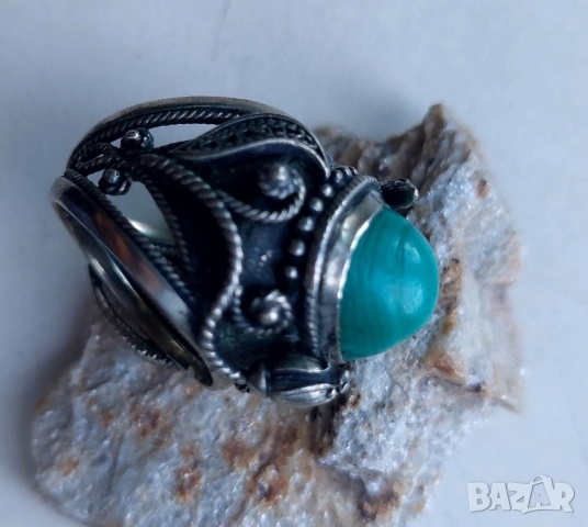 сребърен пръстен с тюркуаз , снимка 2 - Пръстени - 51756255