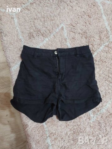 Черни еластични къси панталонки