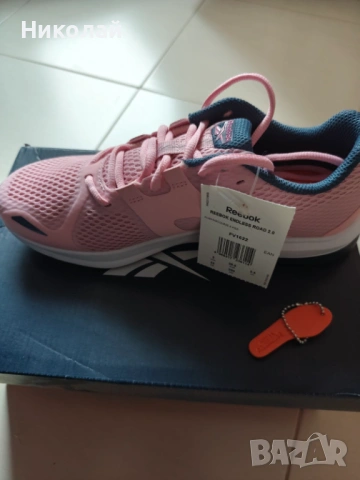 Маратонки Нови Оригинални Reebok, снимка 2 - Маратонки - 53088443
