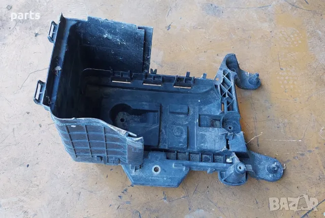 Стойка Акумулатор Ауди A3 8P
- VW Голф 5
- 1K0915333, снимка 3 - Части - 48006730