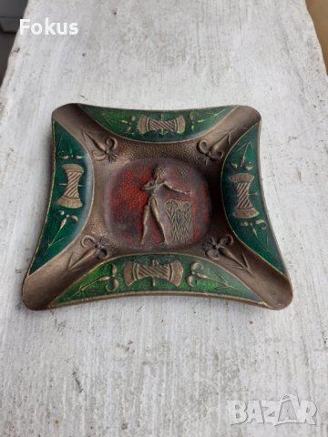 Масивен малък пепелник бронз и емайл, снимка 2 - Антикварни и старинни предмети - 40113194