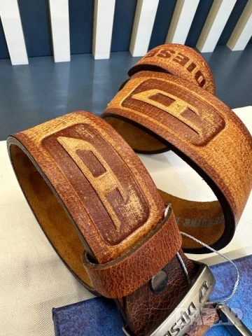 колани от естествена кожа в кутия emporio armani diesel gucci dsquared2 , снимка 5 - Колани - 50676358