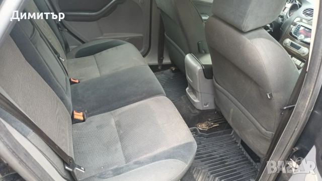 Икономичен! Ford Focus 1.6 Ghia газ | Поддръжка + Екстри | София, снимка 12 - Автомобили и джипове - 52354549