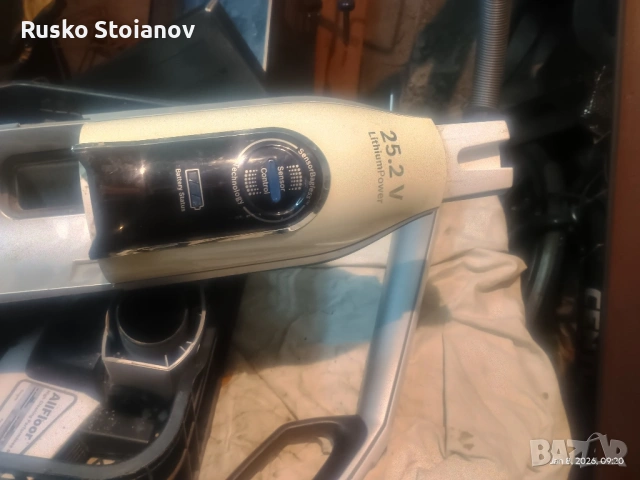 Прахосмукачка Bosch BCH6L2560 за части, снимка 4 - Прахосмукачки - 53035634