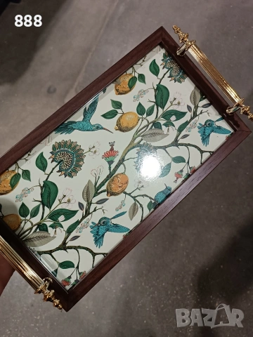 подноси табли