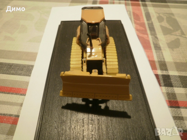 булдозер- макет в отлично състояние, снимка 4 - Колекции - 52092770