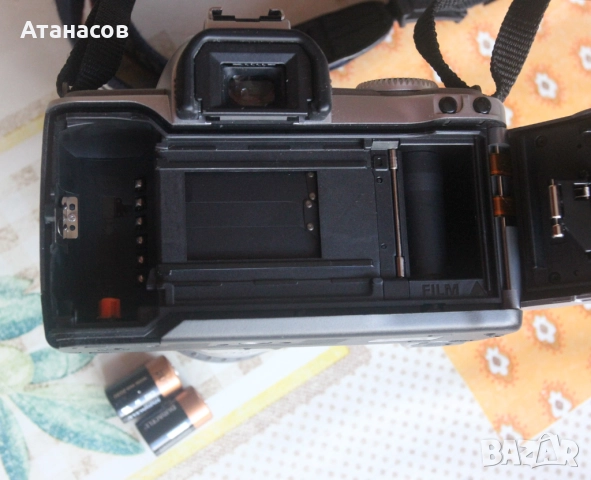 Canon EOS 300V + обектив EF 28-90mm, снимка 6 - Фотоапарати - 52546663