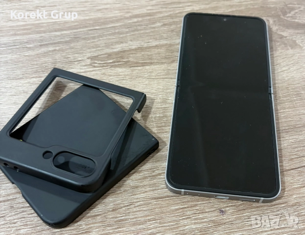 Samsung Galaxy Z Flip6 5G 256GB, снимка 2 - Samsung - 52833668
