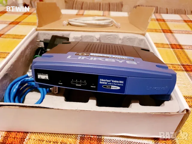 Рутер - LINKSYS BEFSR41 ! , снимка 3 - Друга електроника - 47669634