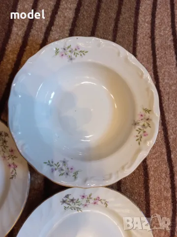 Български порцеланови чинии Незабравки, снимка 3 - Чинии - 47409914
