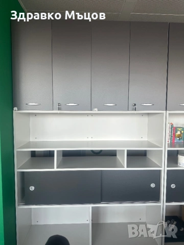 Офис оборудване-бюра 60бр., снимка 13 - Шкафове и рафтове - 53854142