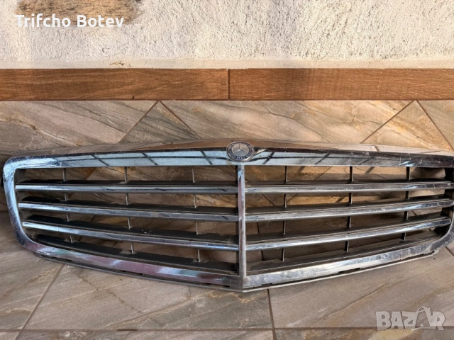Решетка за Мерцедес с220