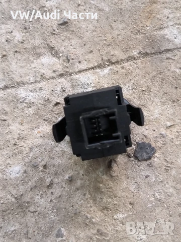Копче бутон фарове за Голф 5 Пасат Джета VW Golf 5 Passat Touran Jetta Caddy 1K0941333, снимка 2 - Части - 50477033