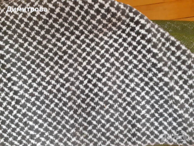 Продавам мокет