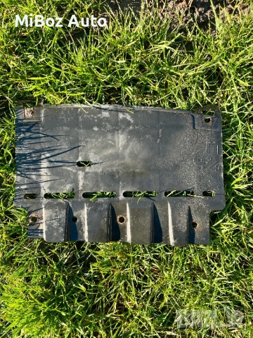 Кора задна броня БМВ E92 E93 BMW, снимка 4 - Части - 53556150