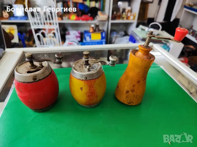 Стара мелница за черен пипер родина