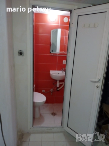 Ч.лице отдава помещение под наем в топ център,бизестена на Пиротска 22, снимка 6 - Магазини - 51789484