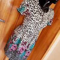 Леопардова вълнена рокля с флорални мотиви ХС, снимка 2 - Рокли - 34278736