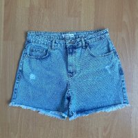 Дънкови панталонки, снимка 2 - Къси панталони и бермуди - 41705744
