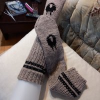 Ръчно плетени дамски чорапи размер 39, снимка 1 - Дамски чорапи - 41786680