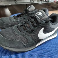 Nike MD Runner II Black / White, снимка 4 - Маратонки - 40775911