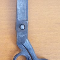 Стари ковани немски ножици Schmelzer Trier, снимка 1 - Други инструменти - 40610872