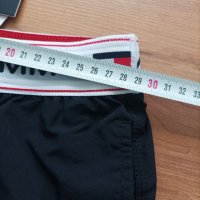 Tommy Hilfiger 8-10год, снимка 6 - Детски къси панталони - 41284574