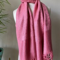 Розов шал от пашмина/ тънък шал, снимка 3 - Шалове - 40368176